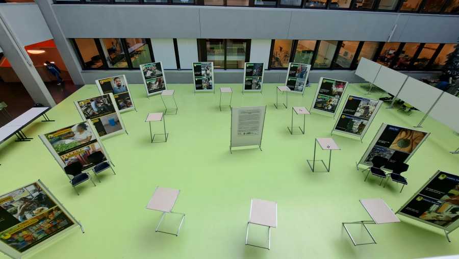 The photo exhibition featured the photographs of 20 chopbar workers and madams from Accra.